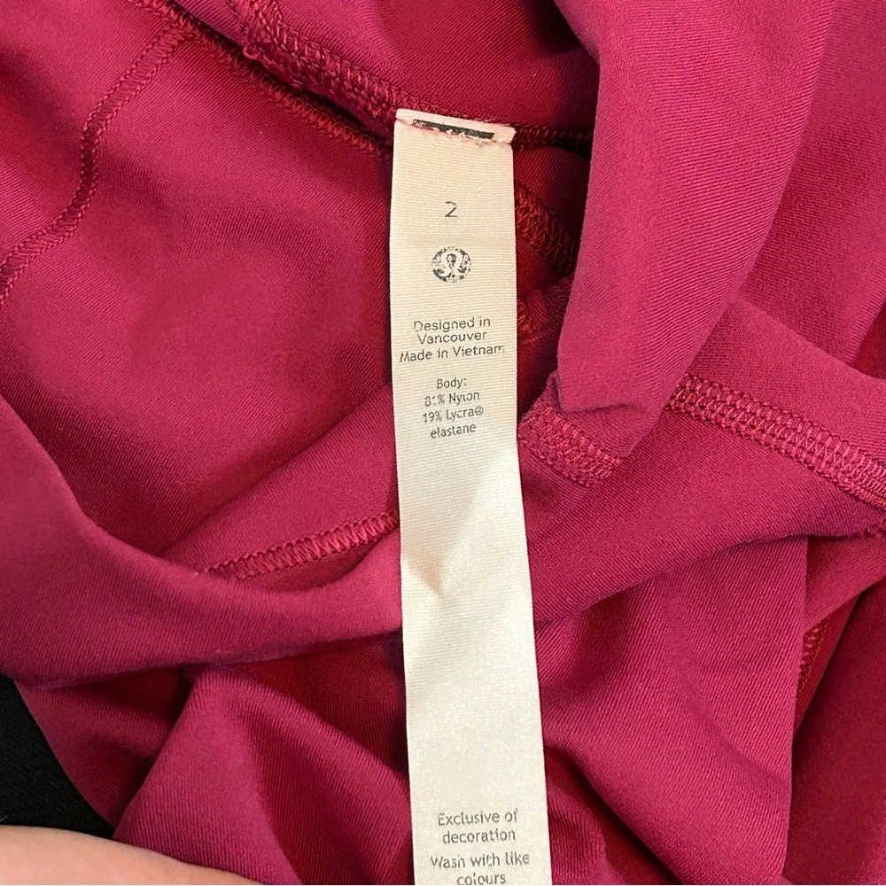 EUC Lululemon Align High-Rise Pant 28” Size 2